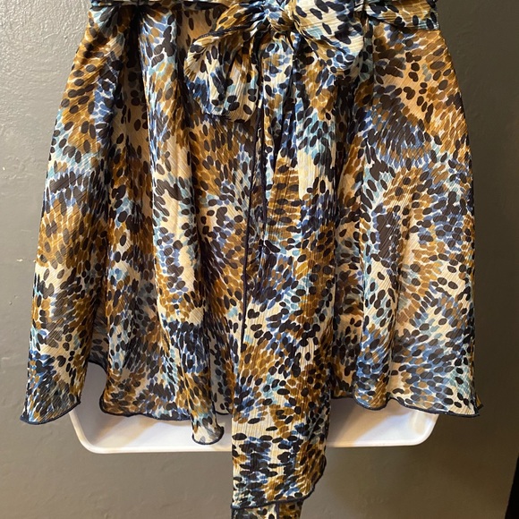 BCX Women's Brown Sleeveless Blouse, Back Tie, V Neck - Picture 11 of 16